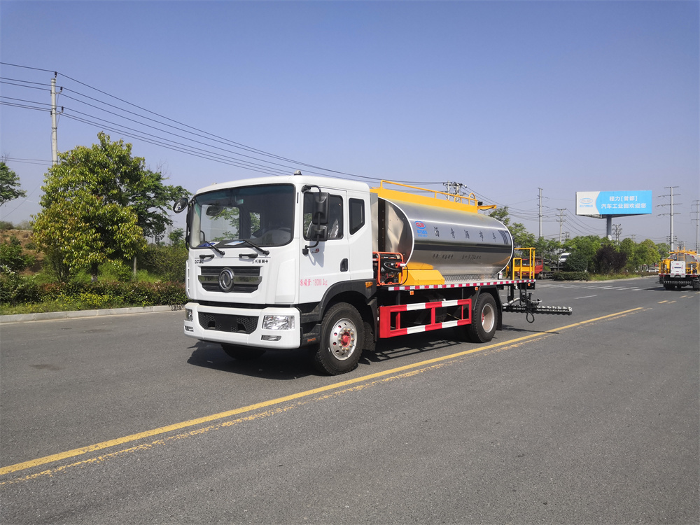 東風(fēng)多利卡D9智能型瀝青灑布車【11.5立方】